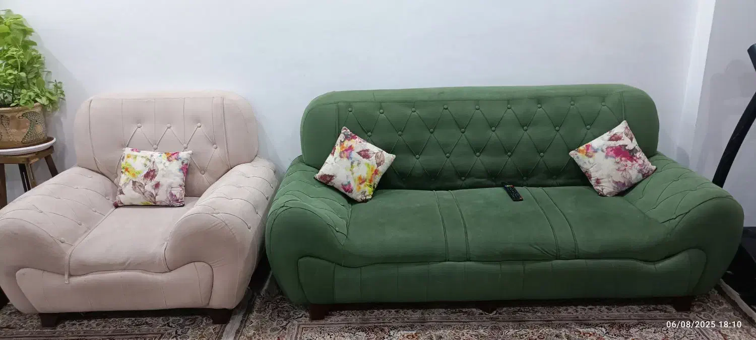 مبل ۷نفره راحتی|مبلمان خانگی و میز عسلی|شیراز, پارک آزادی|دیوار