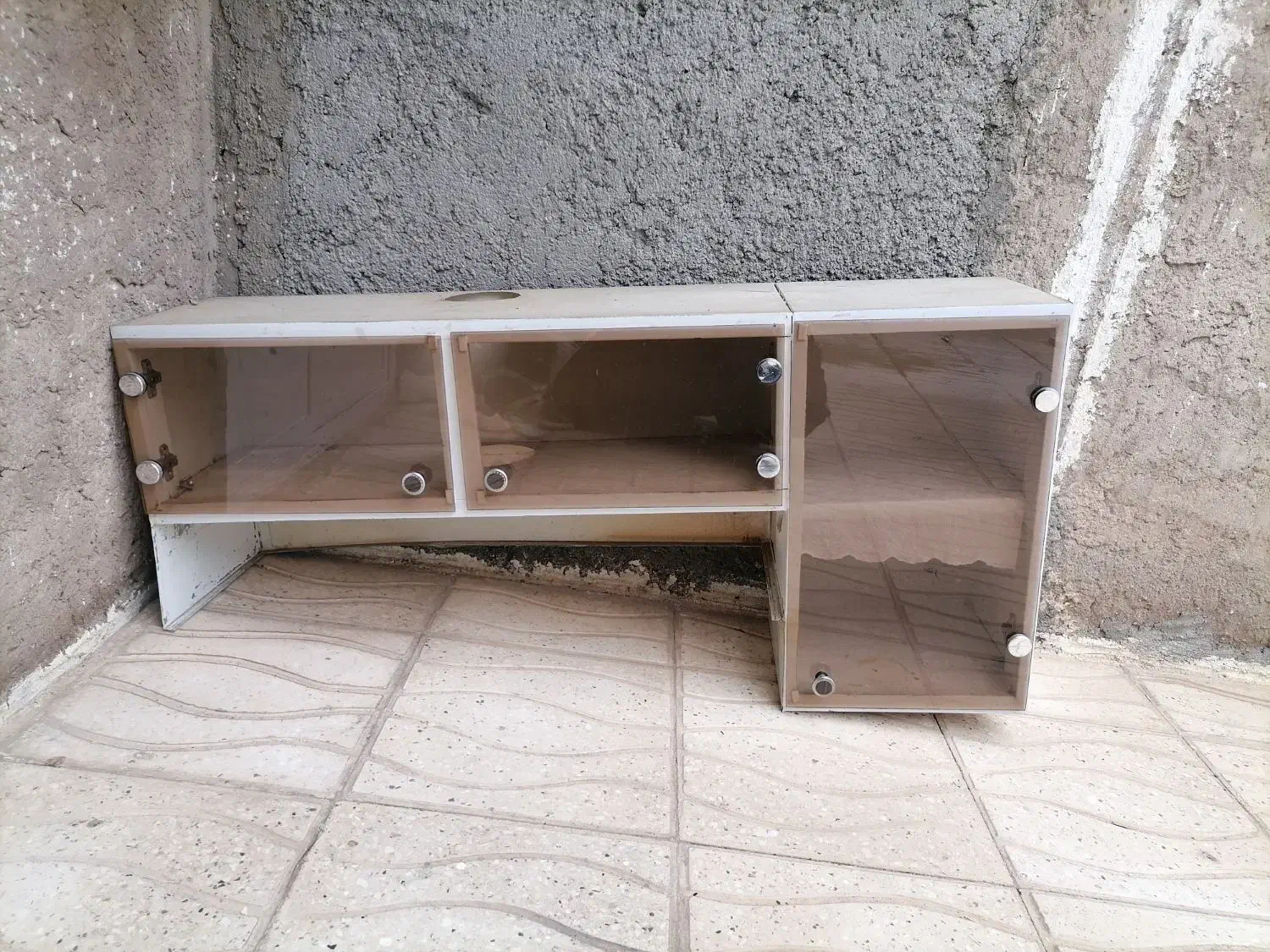 کت و شلوار ، کابینت|آب‌چکان و نظم‌دهنده ظروف|آباده, |دیوار