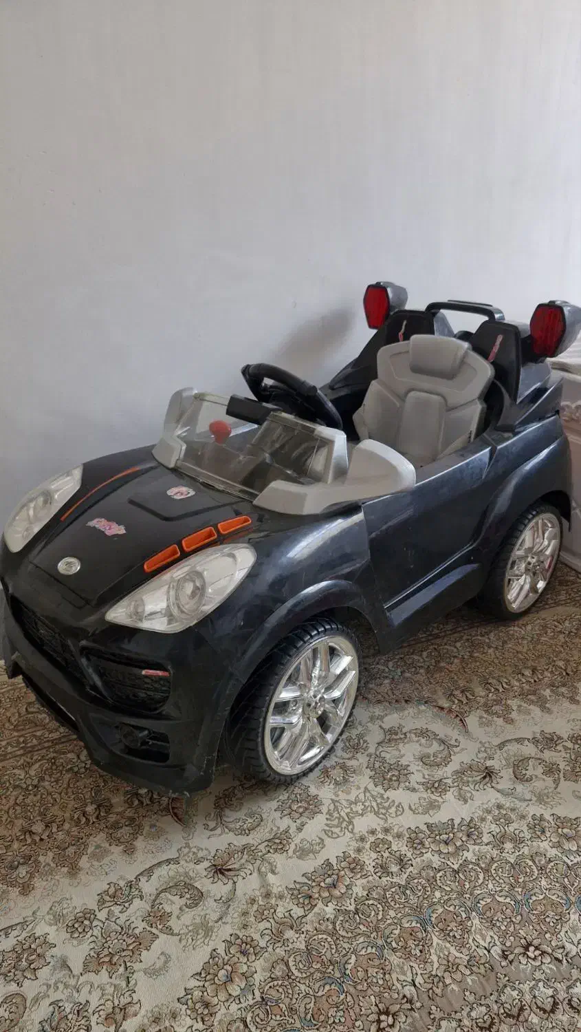 ماشین شارژی مشکی|اسباب و اثاث بچه|تبریز, |دیوار