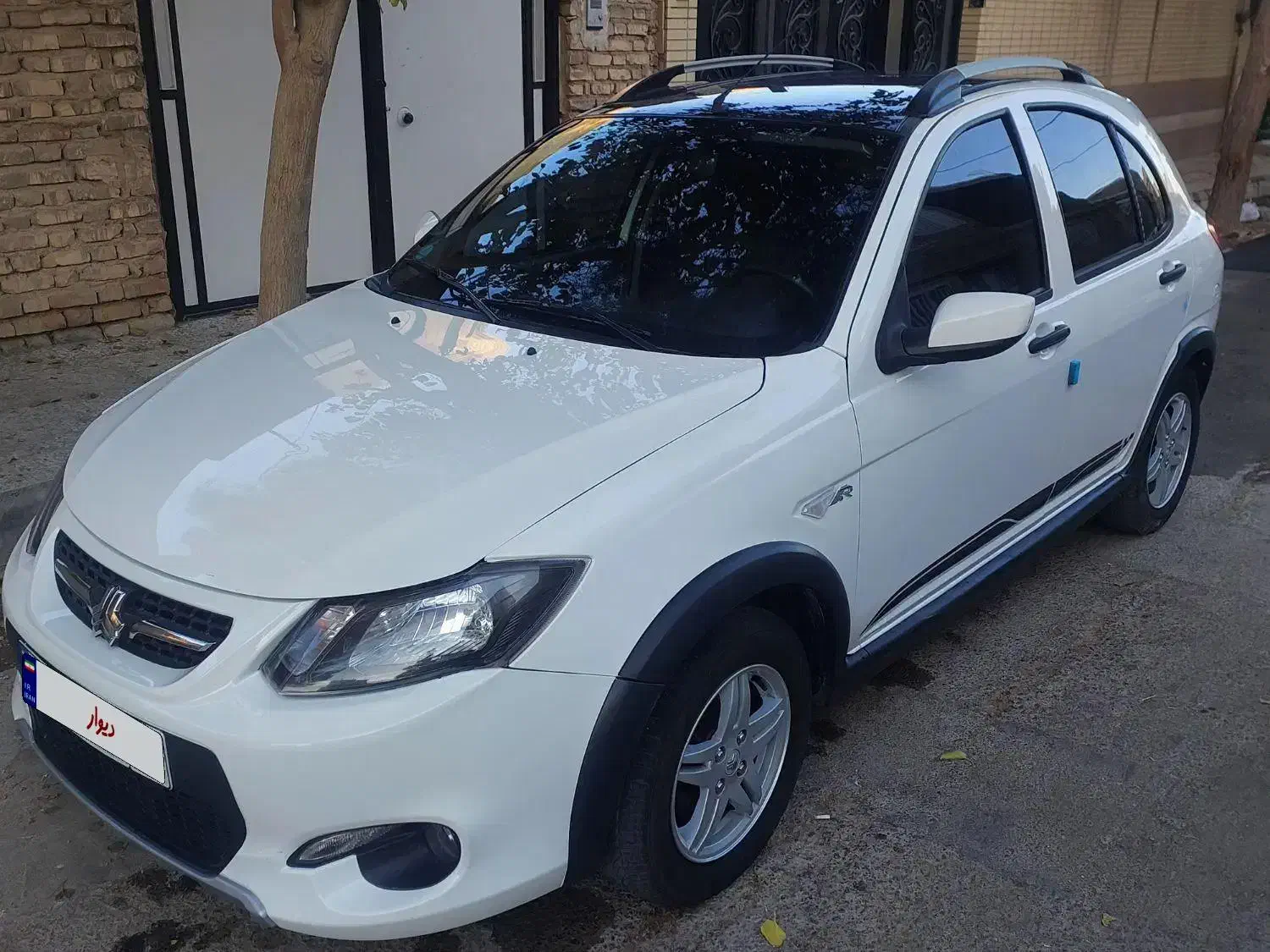 کوییک Rمدل۱۴۰۲ رینگ دار پارس خودرو|خودرو سواری و وانت|آباده, |دیوار