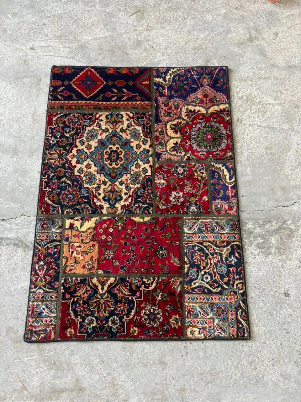 فرش دستبافت چهل تکه|فرش|ری, صفاییه (چشمه علی)|دیوار