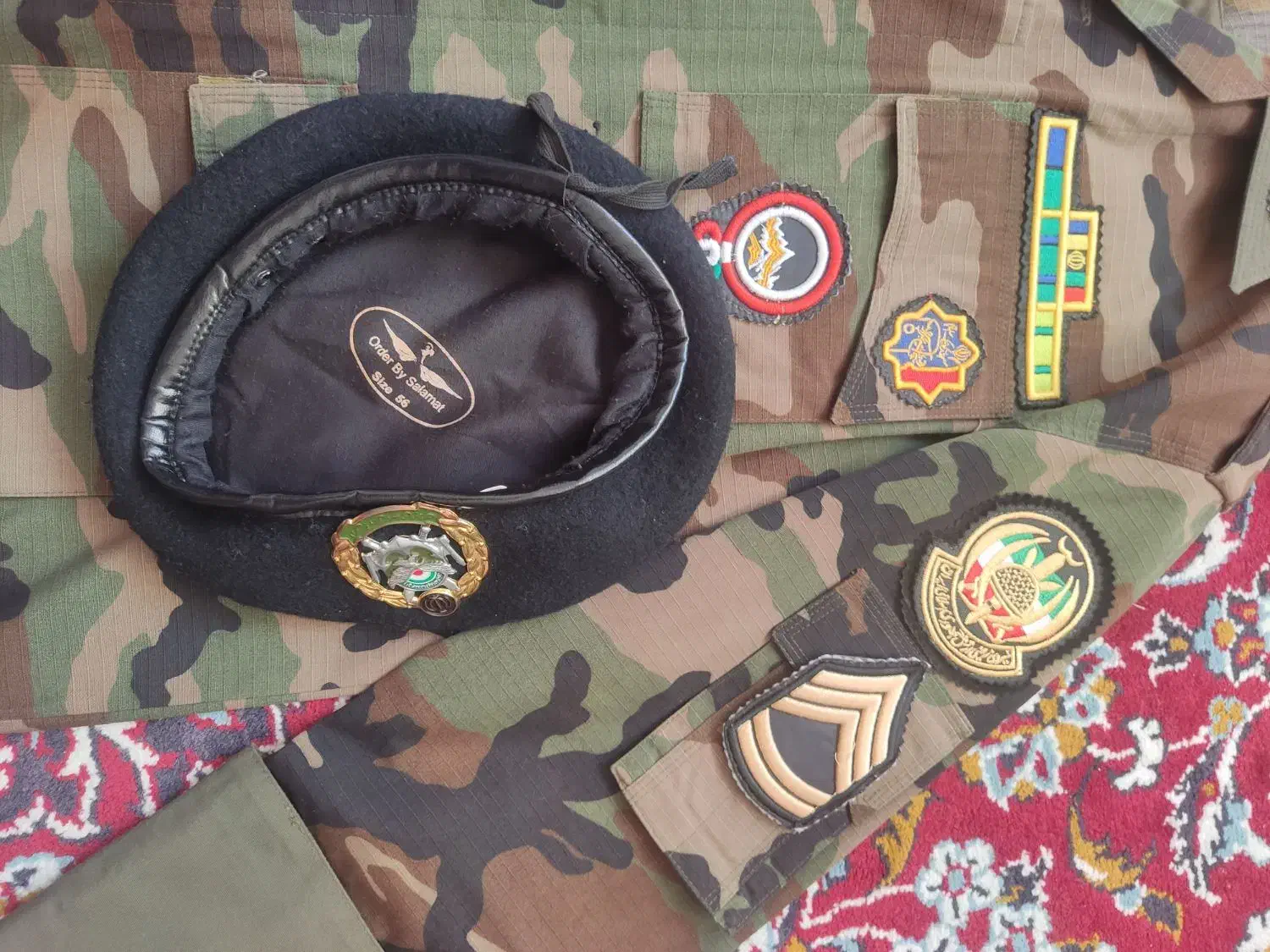 لباس نظامی ،پوتین ،کلاه بره ایتالیایی،سینه خشاپ|لباس|سلماس, |دیوار