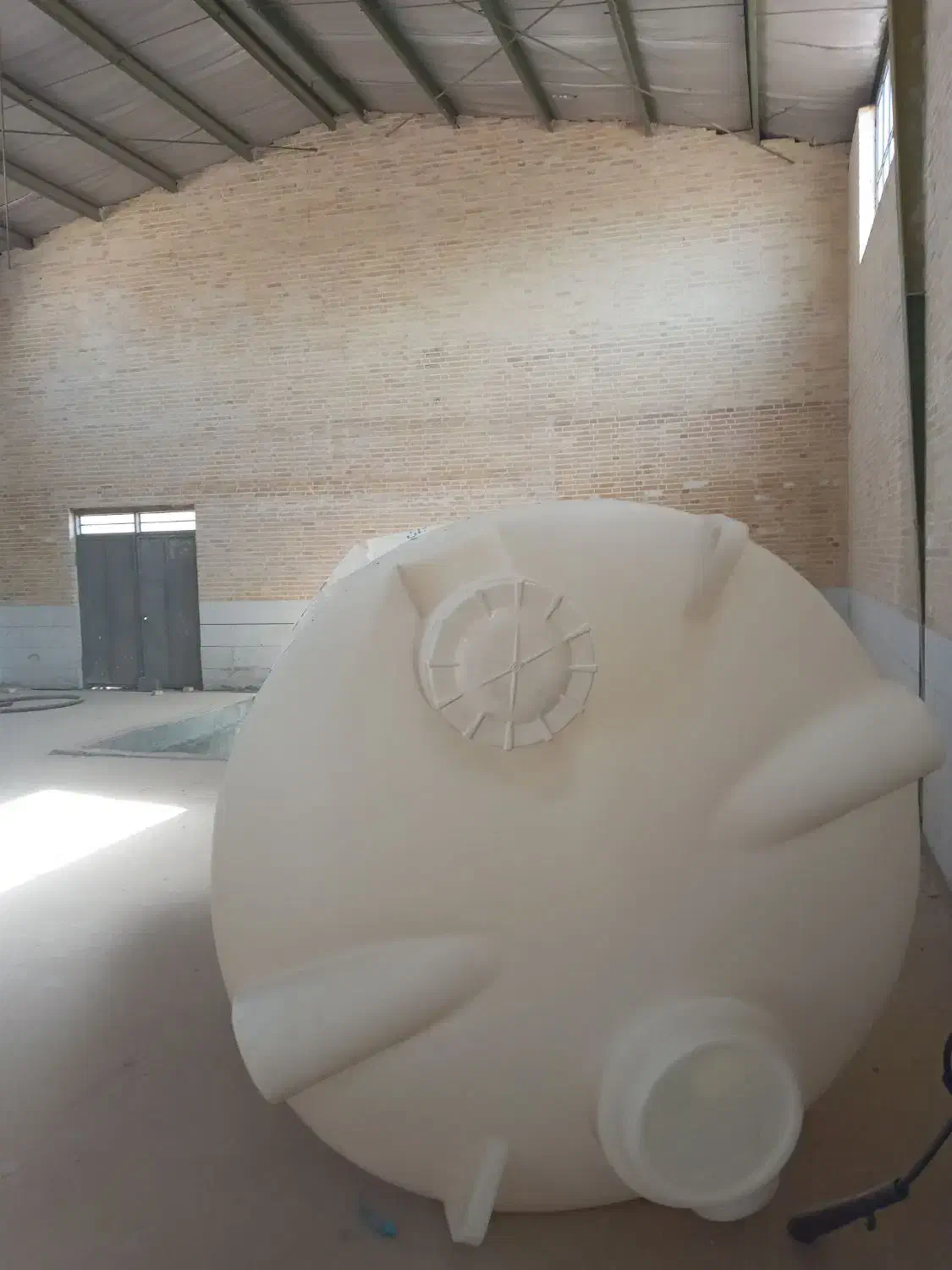 تانکر پلی اتیلن|مصالح و تجهیزات ساختمان|مهریز, |دیوار