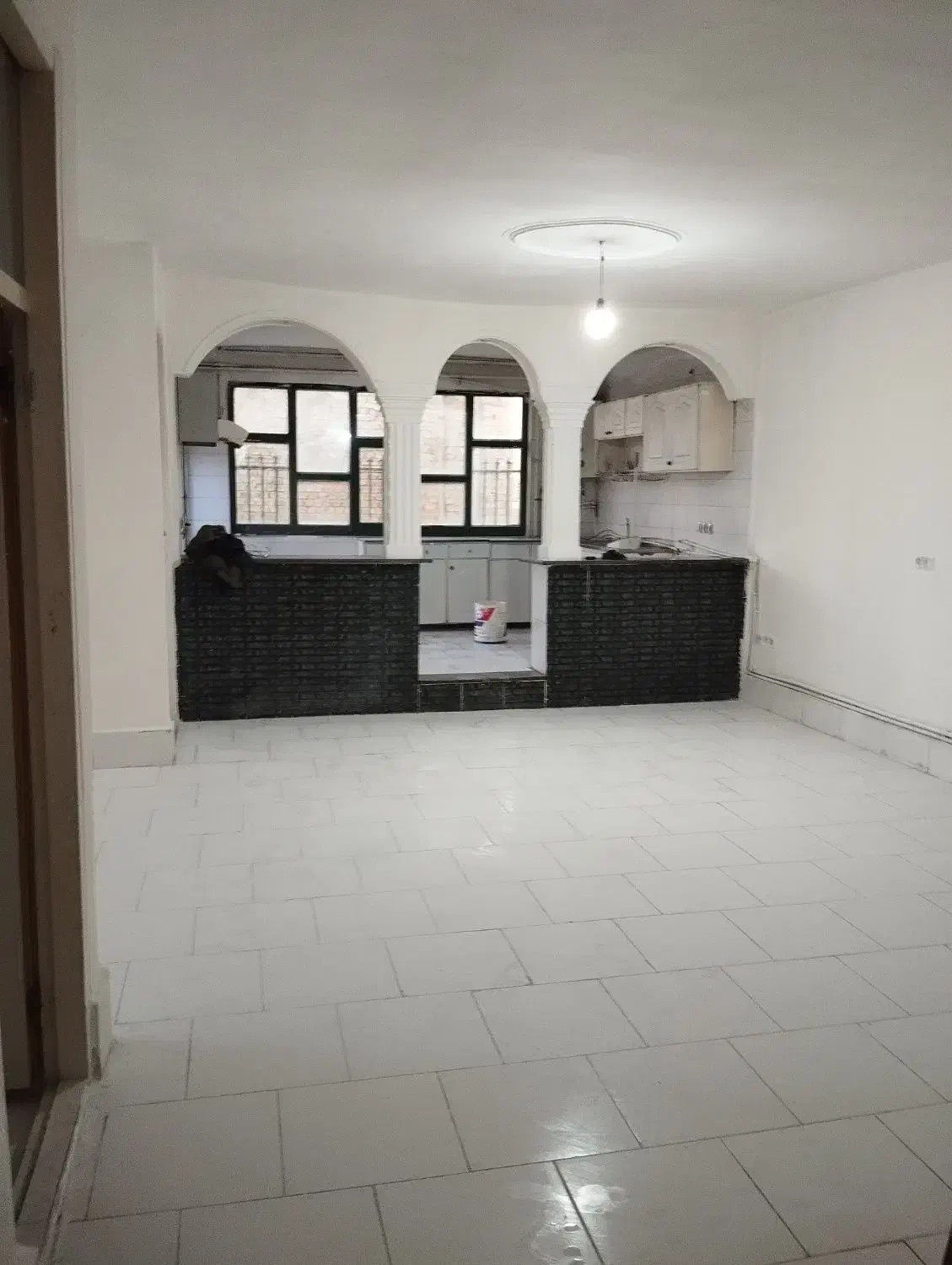 رهن واحد 100متری|اجارهٔ آپارتمان|بوئین زهرا, |دیوار