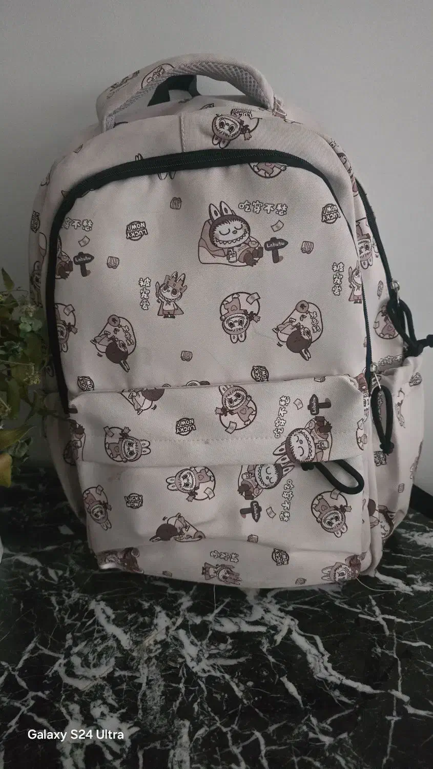 کیف مدرسه|کیف، کفش، کمربند|مشهد, شهرک لشکر (شهرک غرب)|دیوار