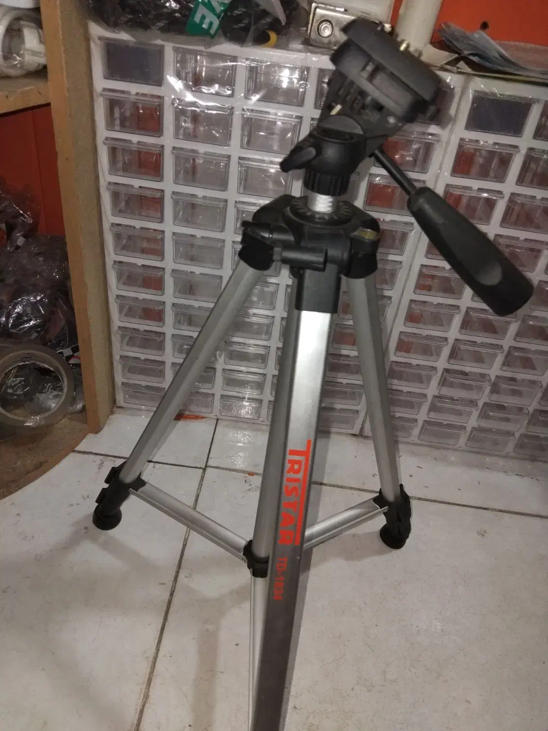 پایه دوربین فیلمبرداری|دوربین عکاسی و فیلم‌برداری|قروه, |دیوار