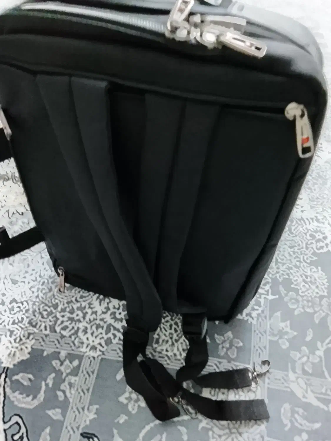 کوله یا کیف بزرگ با جای لب تاب|کیف، کفش، کمربند|مرند, |دیوار