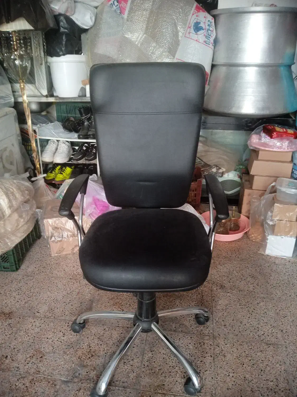 صندلی|صندلی و نیمکت|خوی, |دیوار