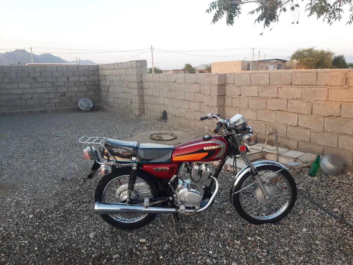 موتر مدل ۹۵اخرین مدل کاربرات موتر صفر هست|موتورسیکلت|ارزوئیه, |دیوار