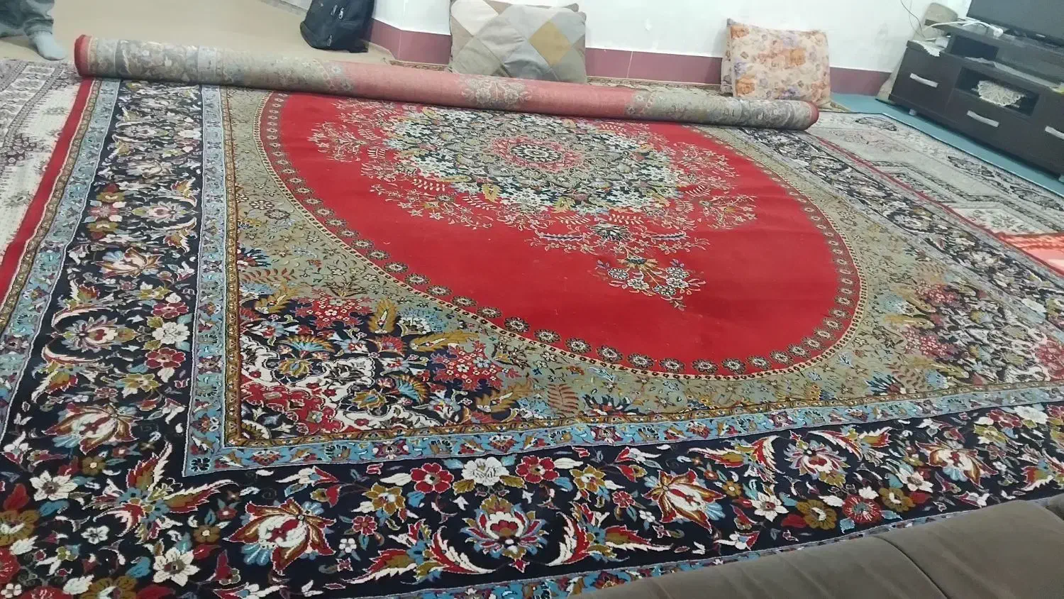 قالی ۳ در چهار درحد نو بدون تعمیر|فرش|گرگان, |دیوار