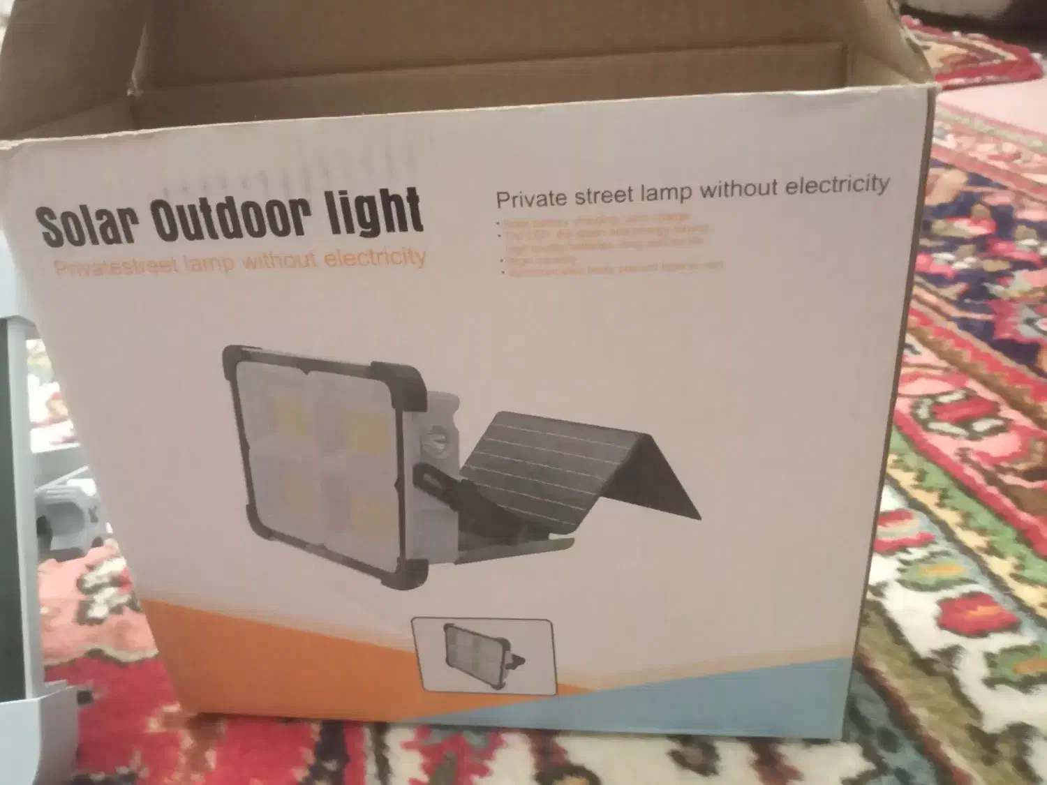 پروژکتور خورشیدی ۱۰۰وات|لامپ و چراغ|مرند, |دیوار