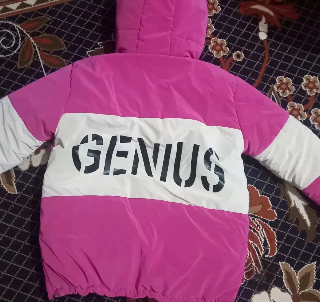 کاپشن|لباس|نیشابور, شهرک بسیج|دیوار