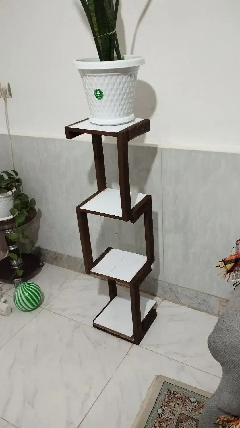 انواع جا گلدونی و شلف دیواری در خدمتم|صنایع دستی و سایر لوازم تزئینی|بجنورد, |دیوار