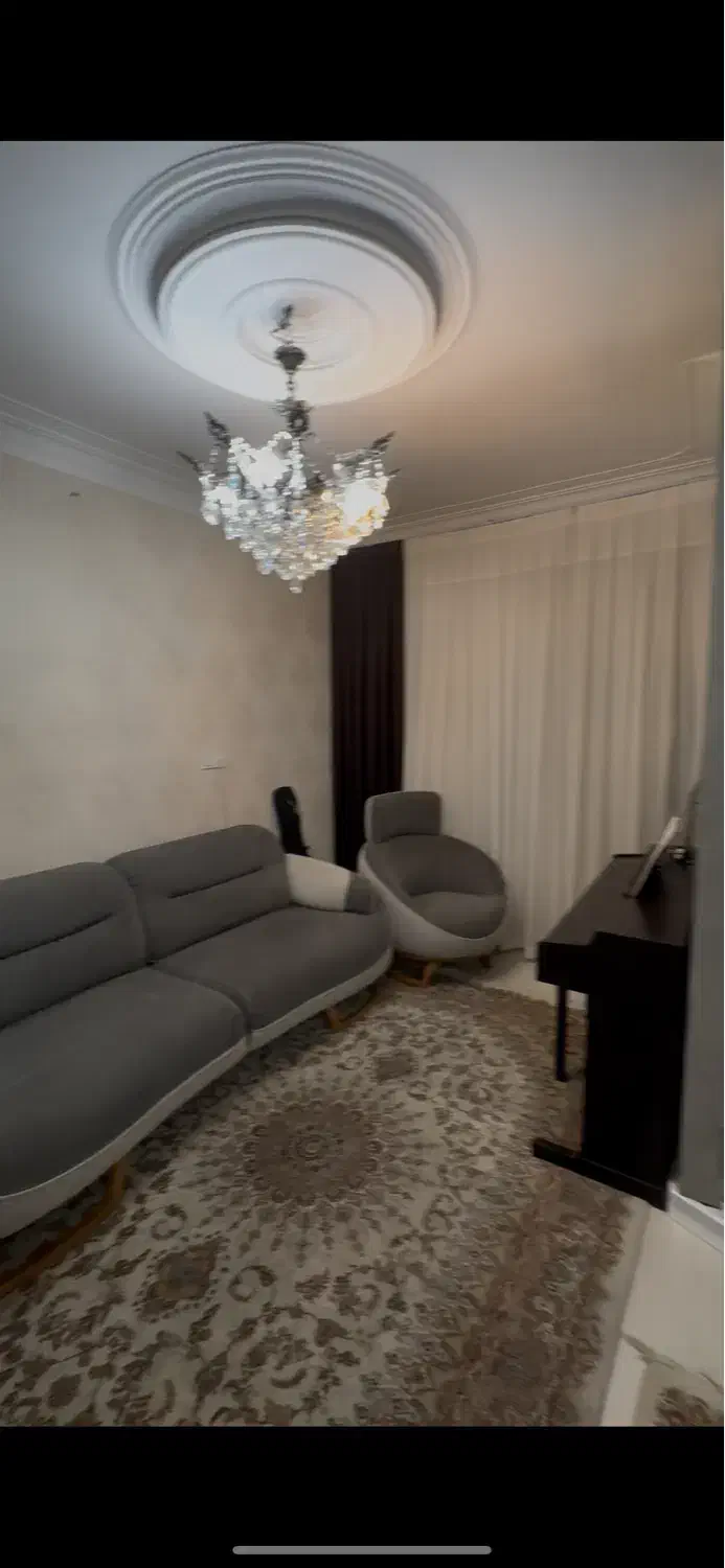 واحد 72 متری طبقه سوم مدنی غربی / املاک زندگی نو|فروش آپارتمان|قزوین, |دیوار