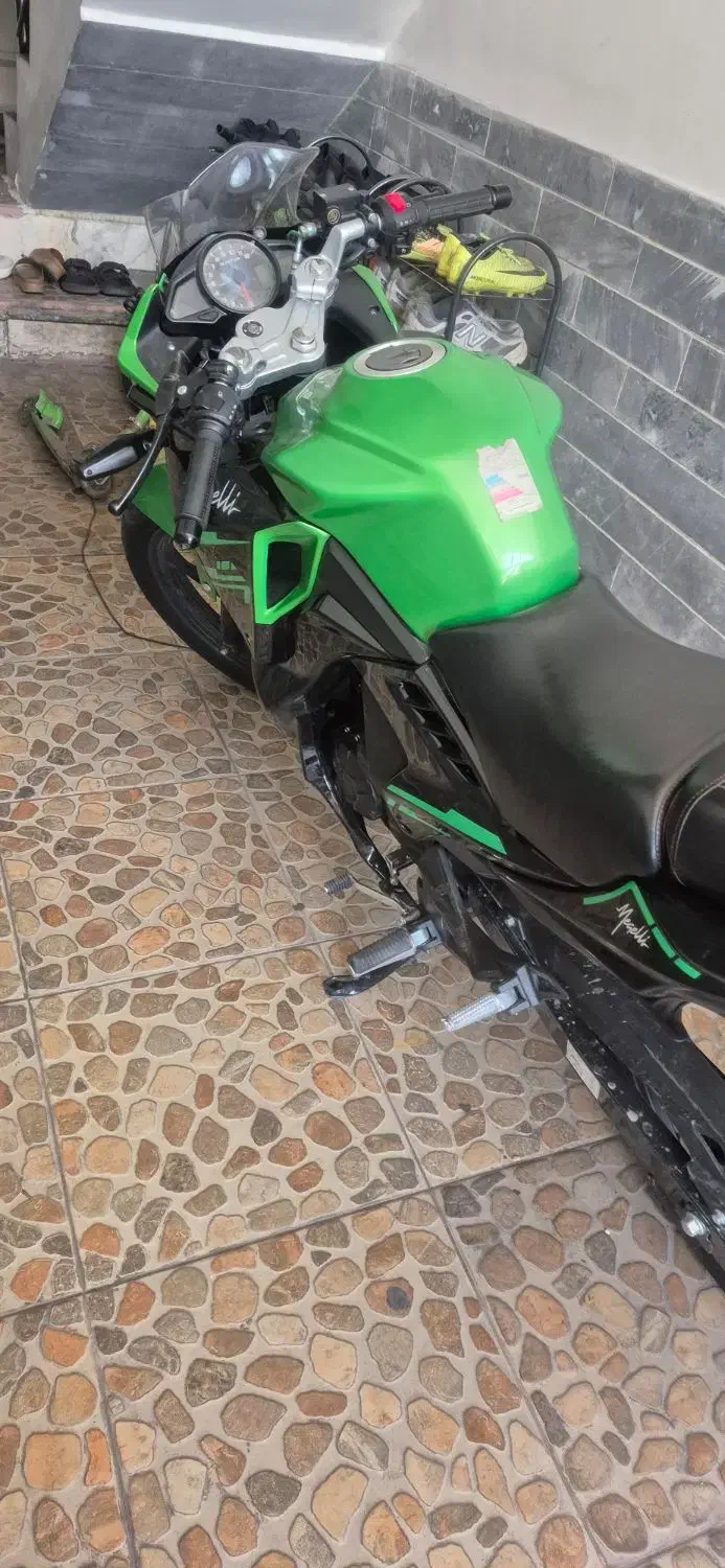 مگلی ۲۰۰ R|موتورسیکلت|لوشان, |دیوار