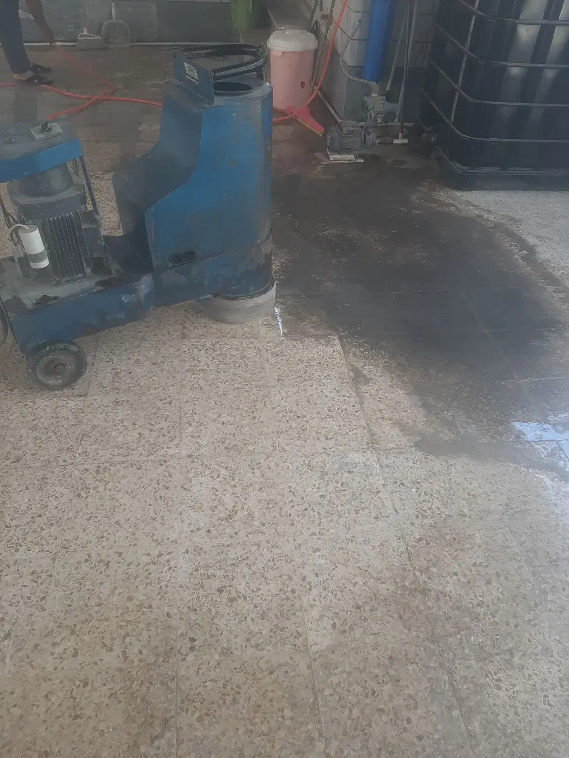 کفسابی کف ساب موزائیک سابی بتن سابی کفساب|خدمات نظافت|بندر ماهشهر, |دیوار