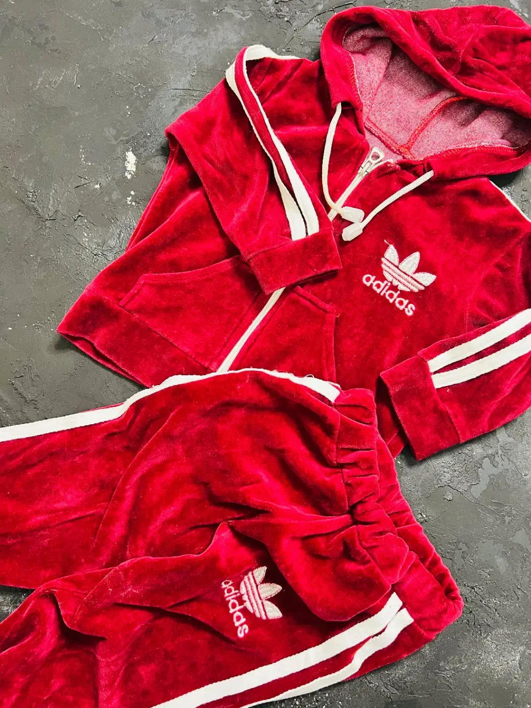 سویشرت شلوار بچگانه|کفش و لباس بچه|ملایر, |دیوار