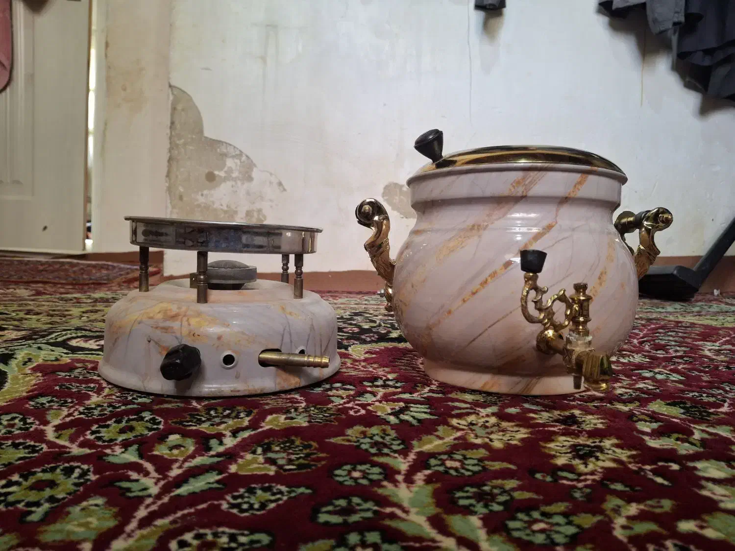 سماور|سماور، چای‌ساز، قهوه‌ساز|قره چای, |دیوار