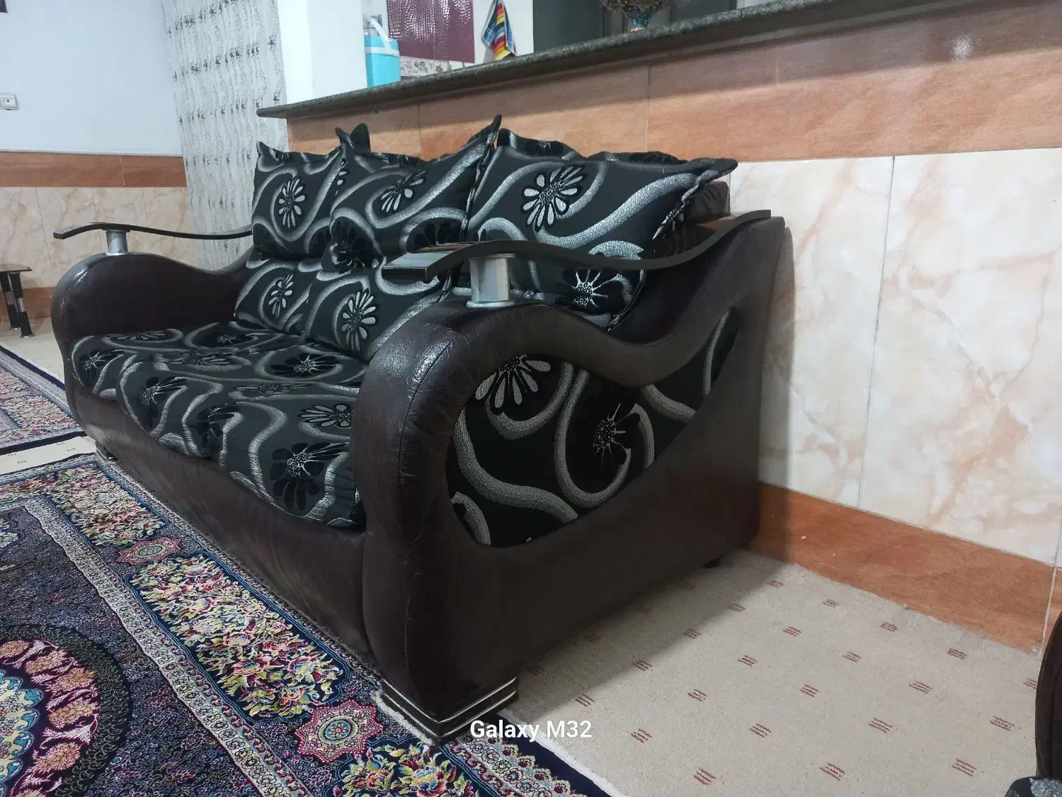 مبل کارکرده|مبلمان خانگی و میز عسلی|قم, شهر قائم|دیوار