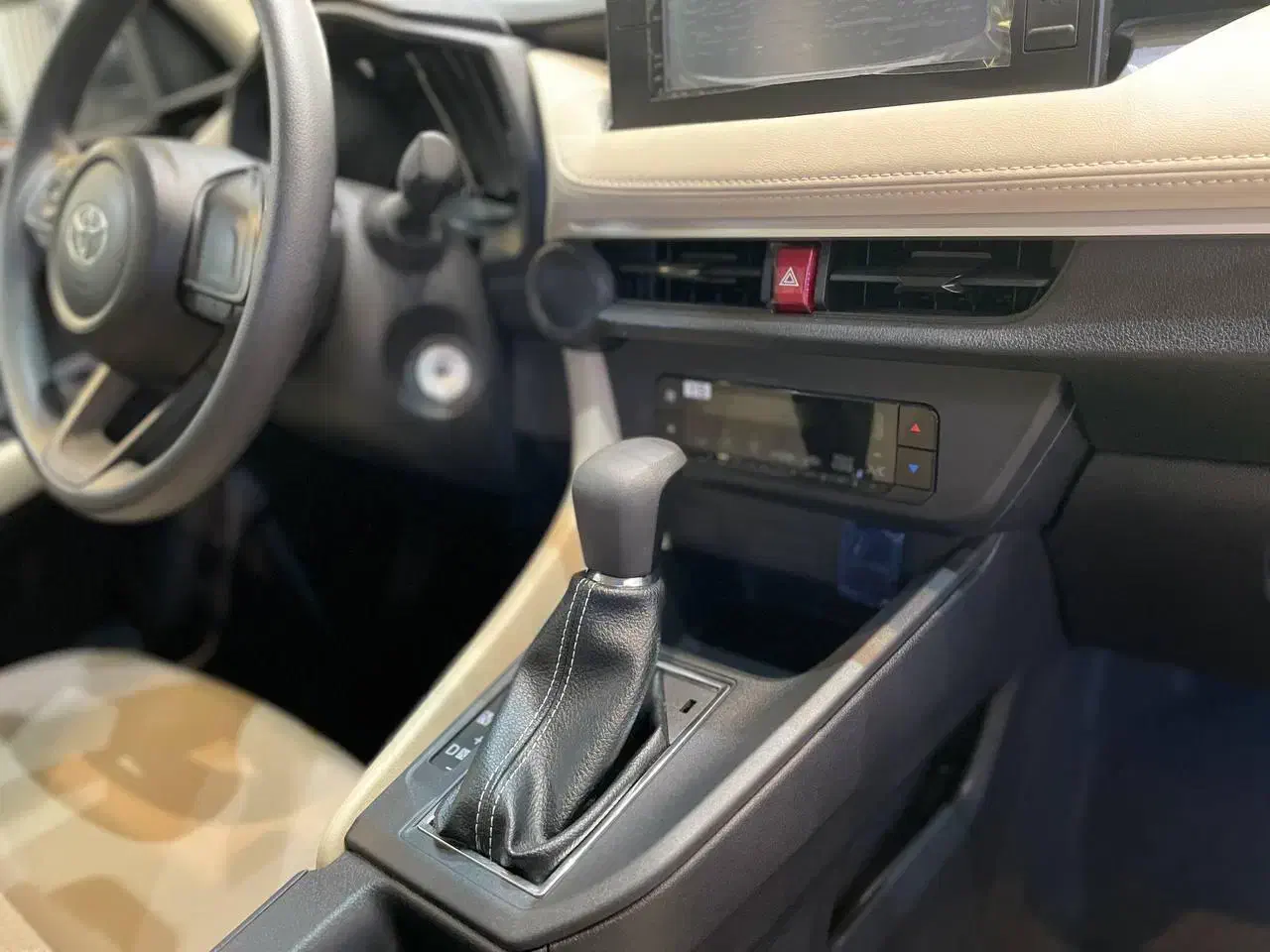 Toyota Yaris 2024|خودرو سواری و وانت|کرج, فاز ۳ گوهردشت|دیوار