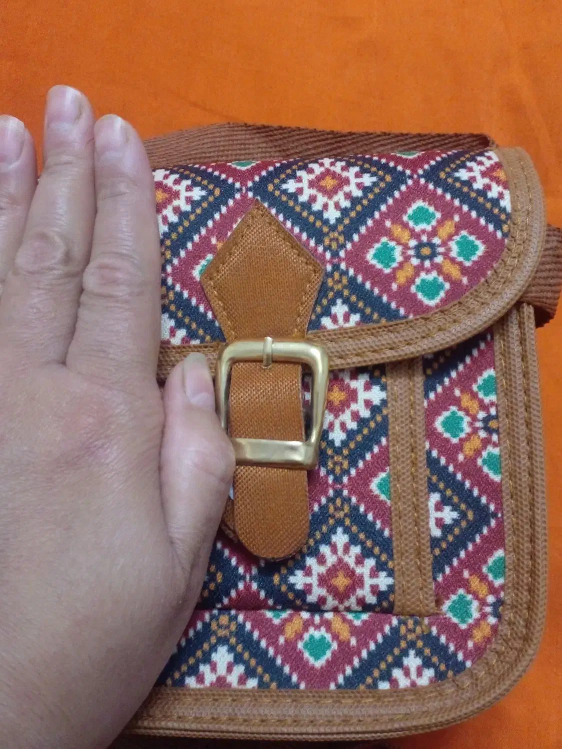 کیف دوشی کوچک طرح سنتی کاملا نو|کیف، کفش، کمربند|مشهد, بهارستان|دیوار
