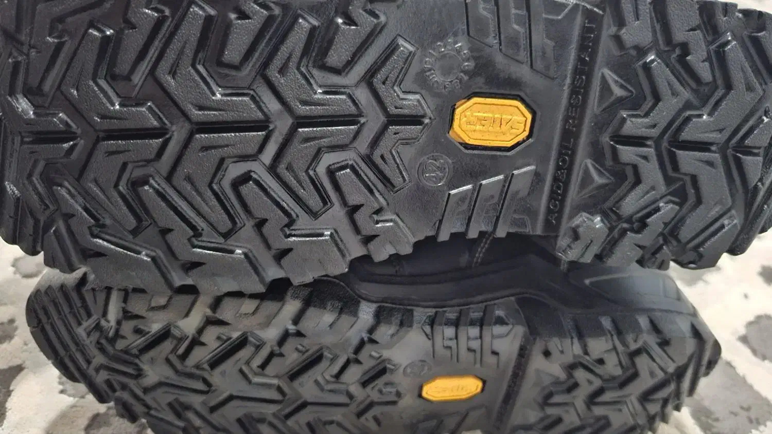 کفش کار سالم ونو یکبار هم استفاده نشده|کیف، کفش، کمربند|بهشهر, |دیوار