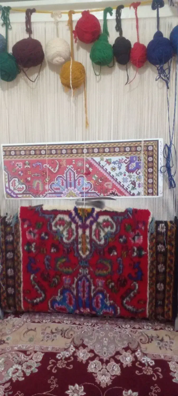 فرش نیمه کاره مهربان|فرش|بستان آباد, |دیوار