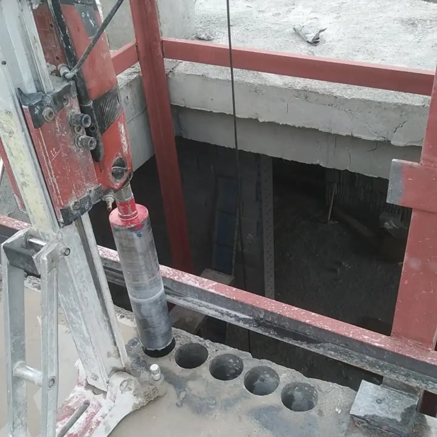 کرگیری برش بتن سیم برش کاشت میلگرد کاتر کرگیر|خدمات پیشه و مهارت|تهران, شهرک صدرا|دیوار