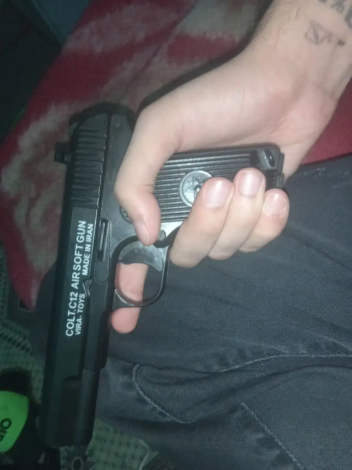 کلت نیمه فلزی درحد نو|اسباببازی|زاهدان, |دیوار