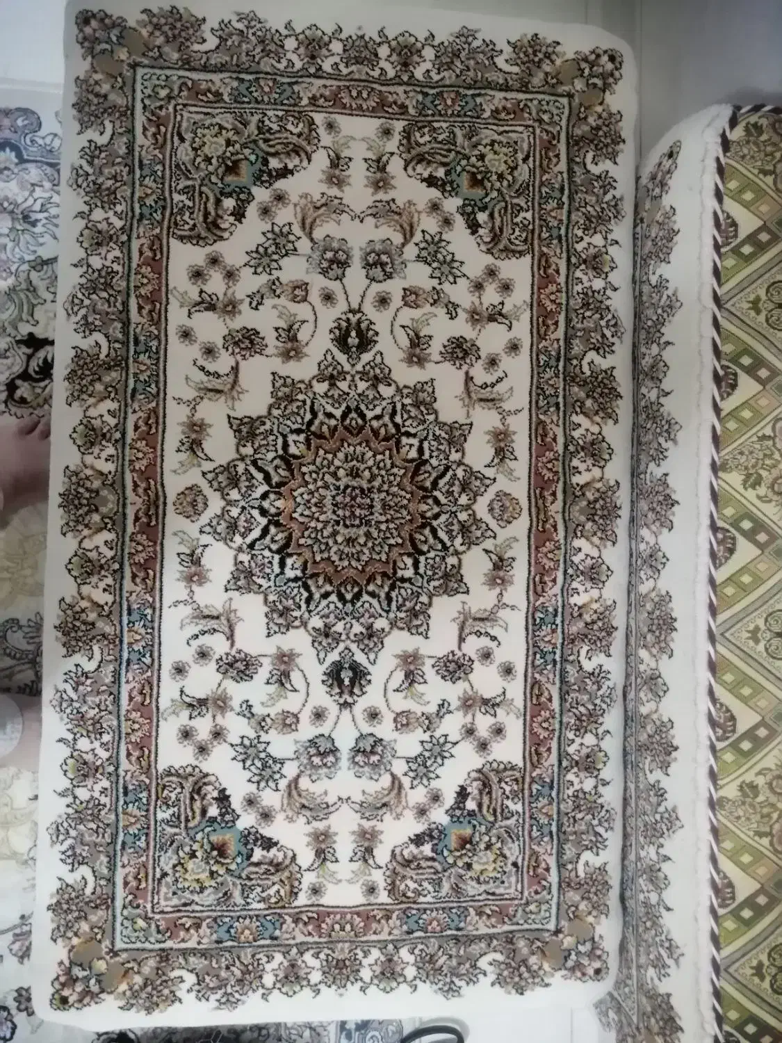 12 عدد پشتی|پشتی|سنندج, |دیوار