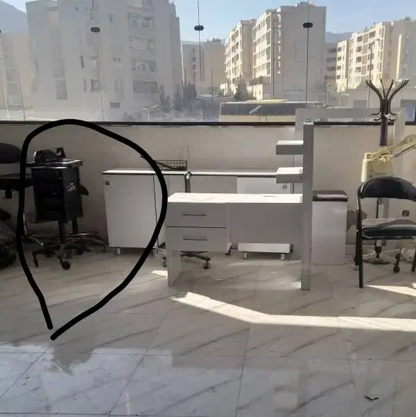 تعدادی لوازم سالن آرایشی سالم و نو|حراج|فولادشهر, مسکن مهر فولادشهر|دیوار