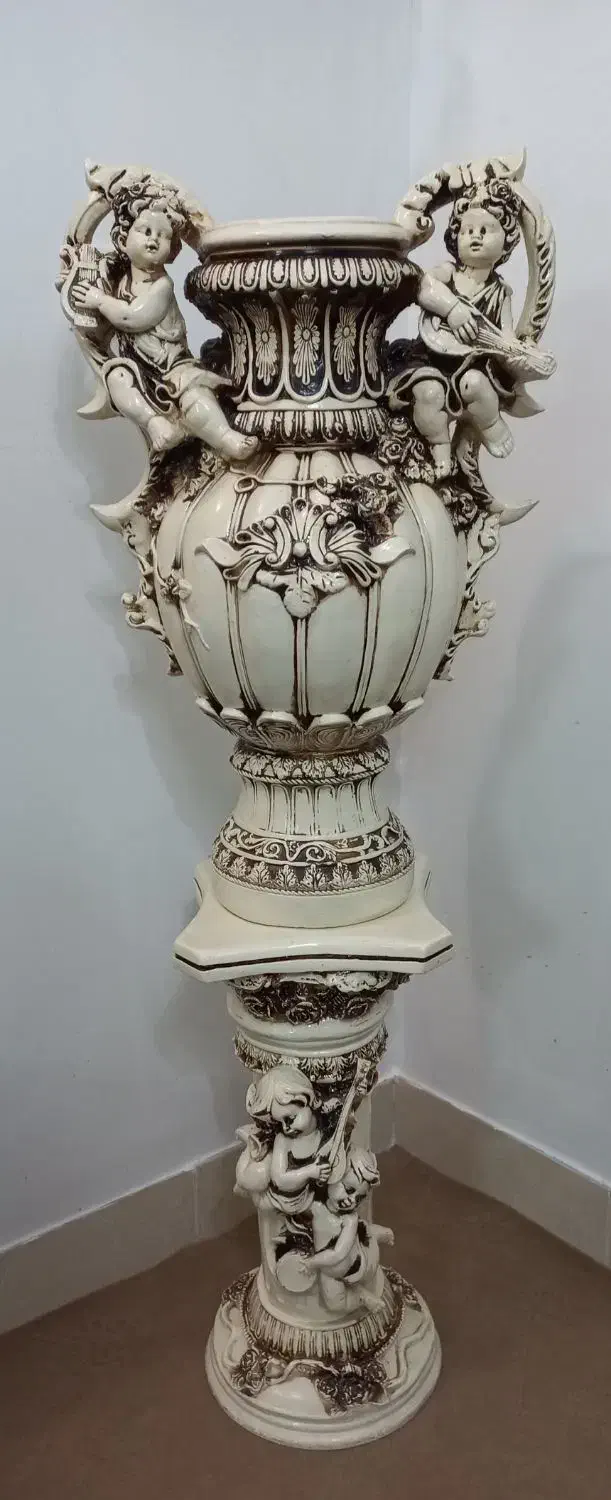 پایه و گلدان دکوری|مجسمه، تندیس، ماکت|اردبیل, |دیوار