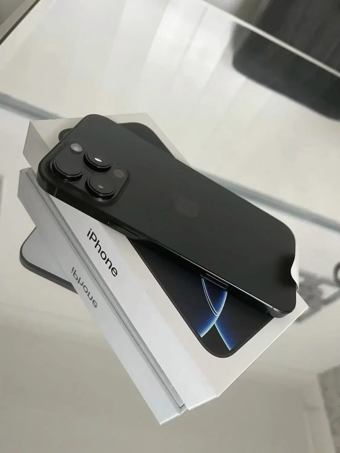 ۱۶ پرو تیتانیوم با اقساط طلایی|موبایل|اصفهان, مفتح|دیوار