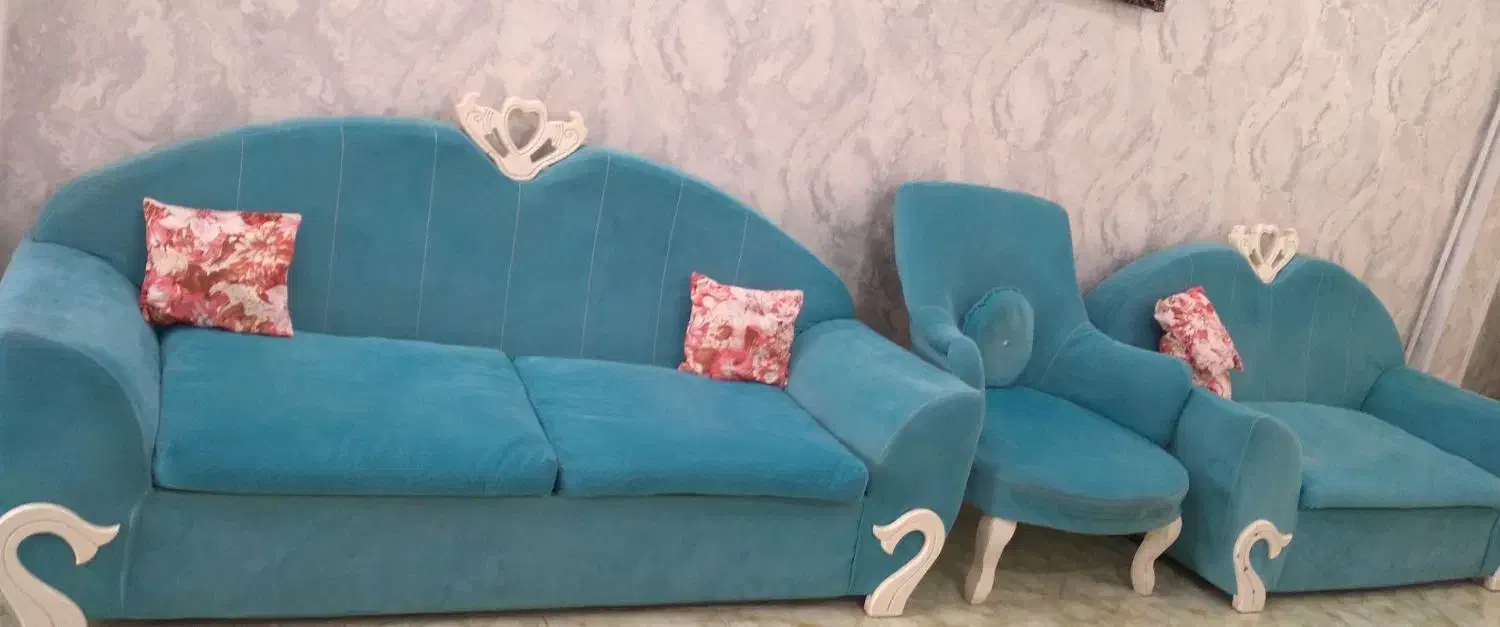 مبل ۷ نفره با عسلی تاشو|مبلمان خانگی و میز عسلی|قدس, شهرقدس|دیوار