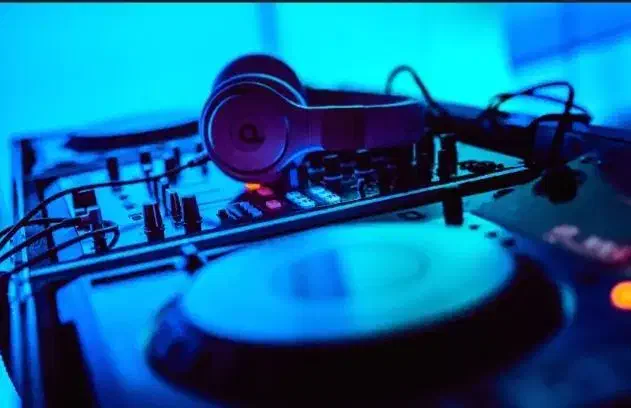 دی جی خانم|خدمات پذیرایی، مراسم|اردبیل, |دیوار