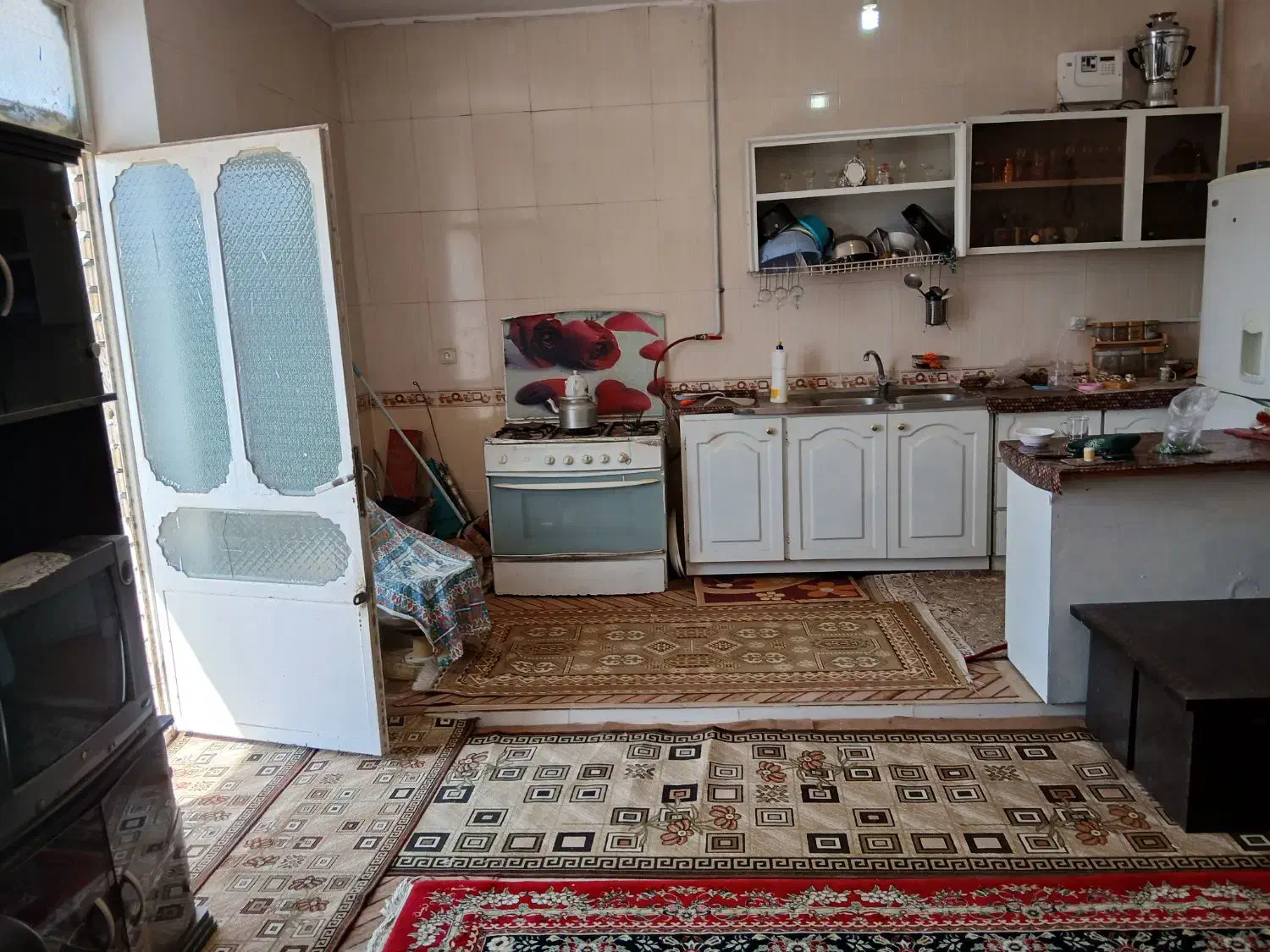 اجاره ۲۲۰۰ متری|اجارهٔ دفتر صنعتی، کشاورزی، تجاری|آباده, |دیوار