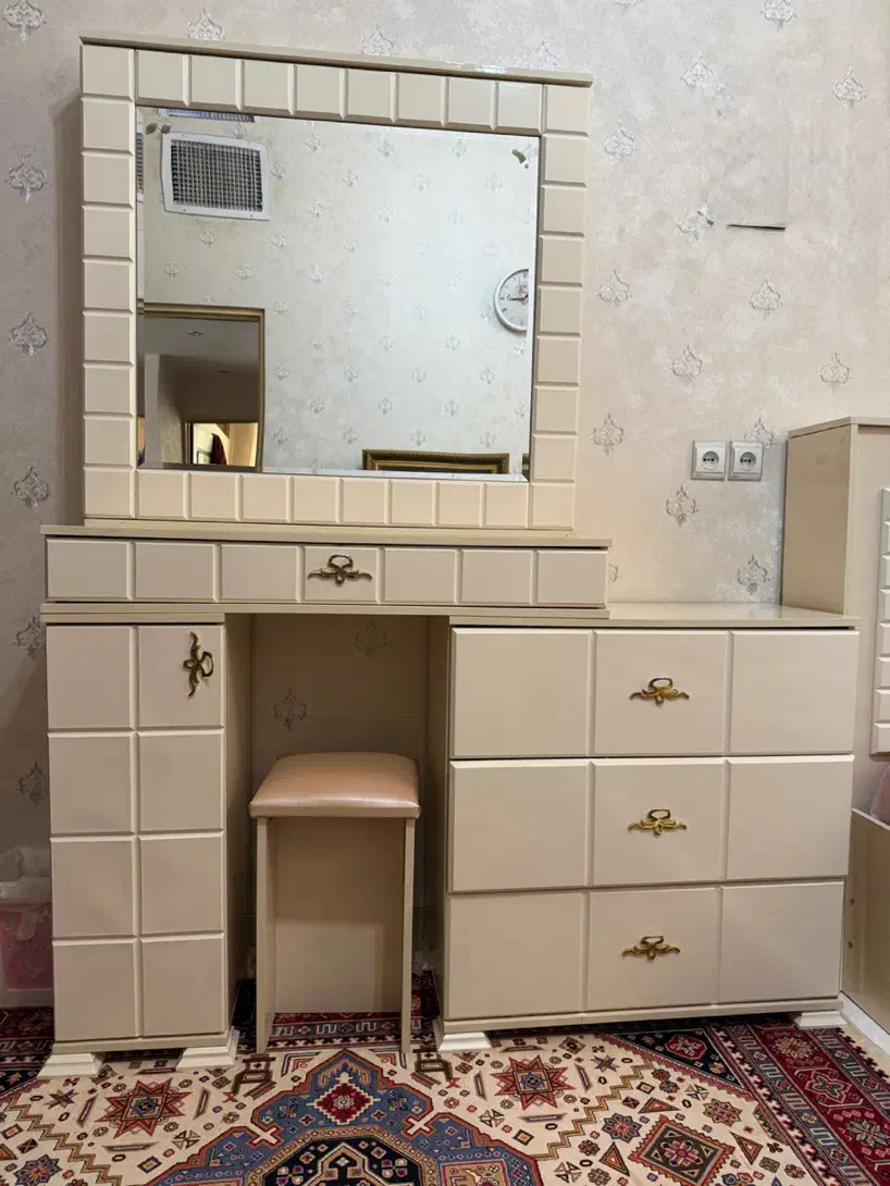 سرویس خواب دو نفره|تخت و سرویس خواب|کرمان, |دیوار