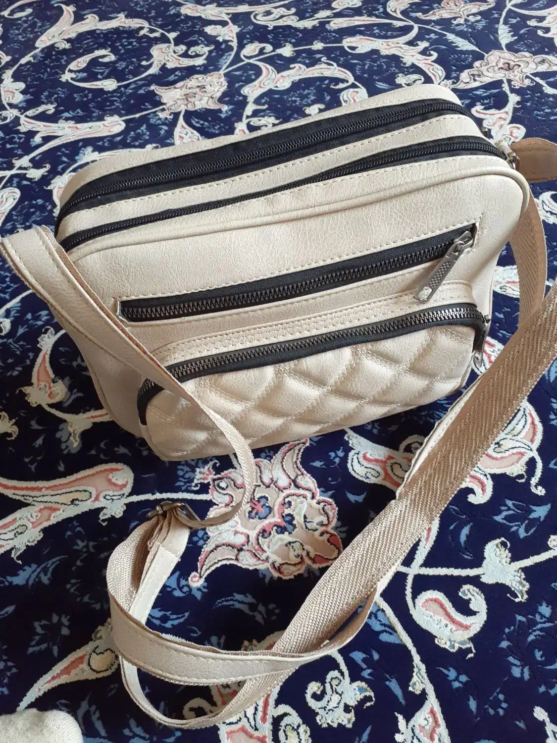 کیف دوشی|کیف، کفش، کمربند|اسلامآباد غرب, |دیوار