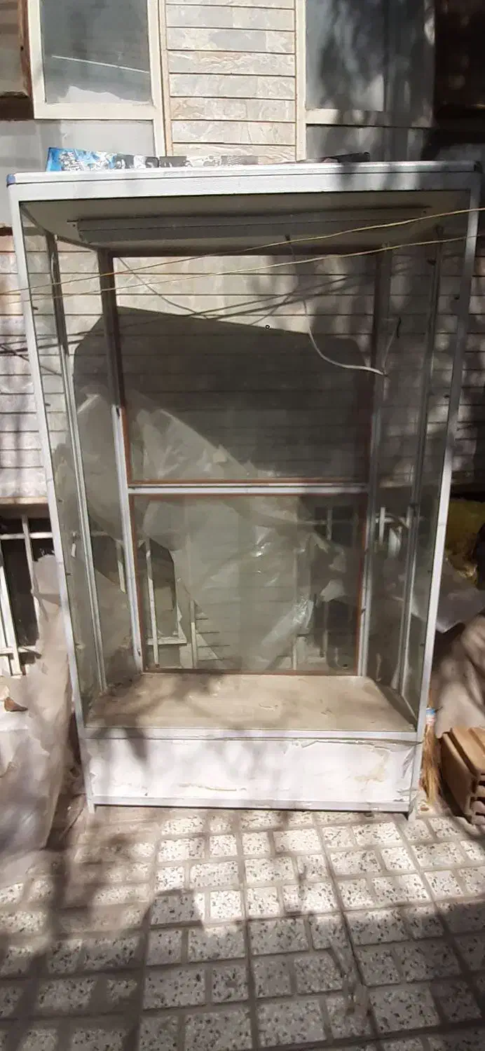 ویترین آلومینیمی|بوفه، ویترین، کنسول|نیشابور, بلوار گلها|دیوار