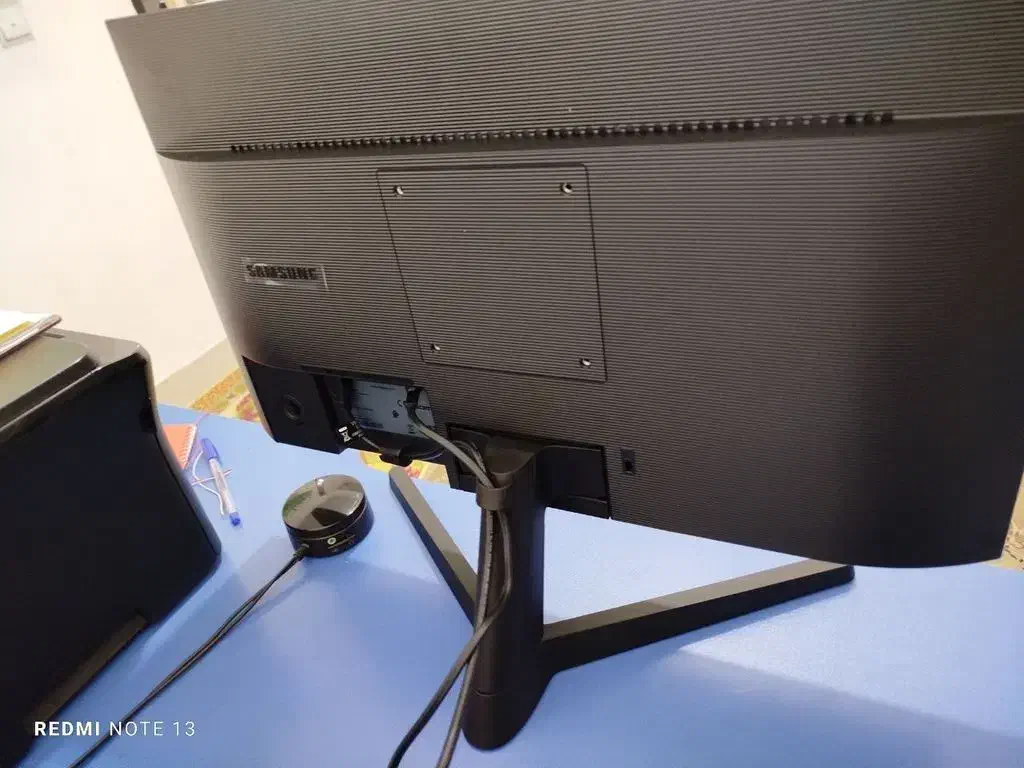 مانیتور سامسونگ مدل LS24C310EAMXUE سایز 24 اینچ|قطعات و لوازم جانبی رایانه|کرج, کوی امامیه|دیوار