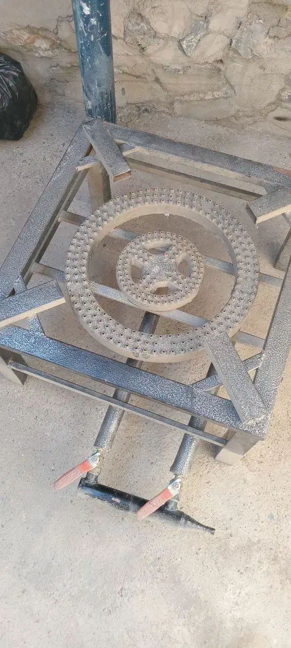 گاز چهار پایه بزرگ|اجاق گاز و لوازم برقی پختوپز|بانه, |دیوار