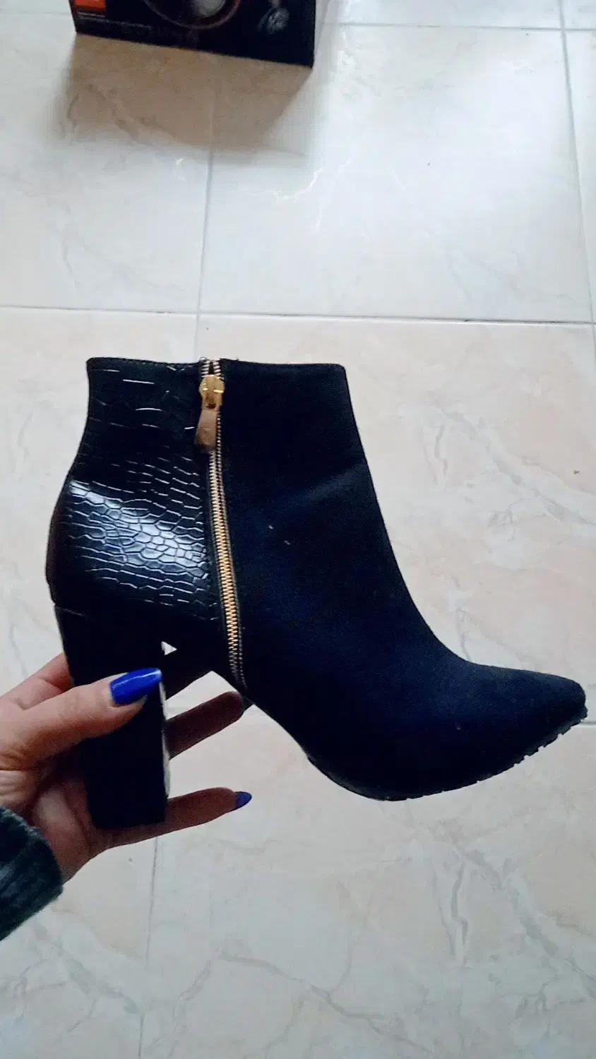 نیم بوت زنانه|کیف، کفش، کمربند|نقده, |دیوار