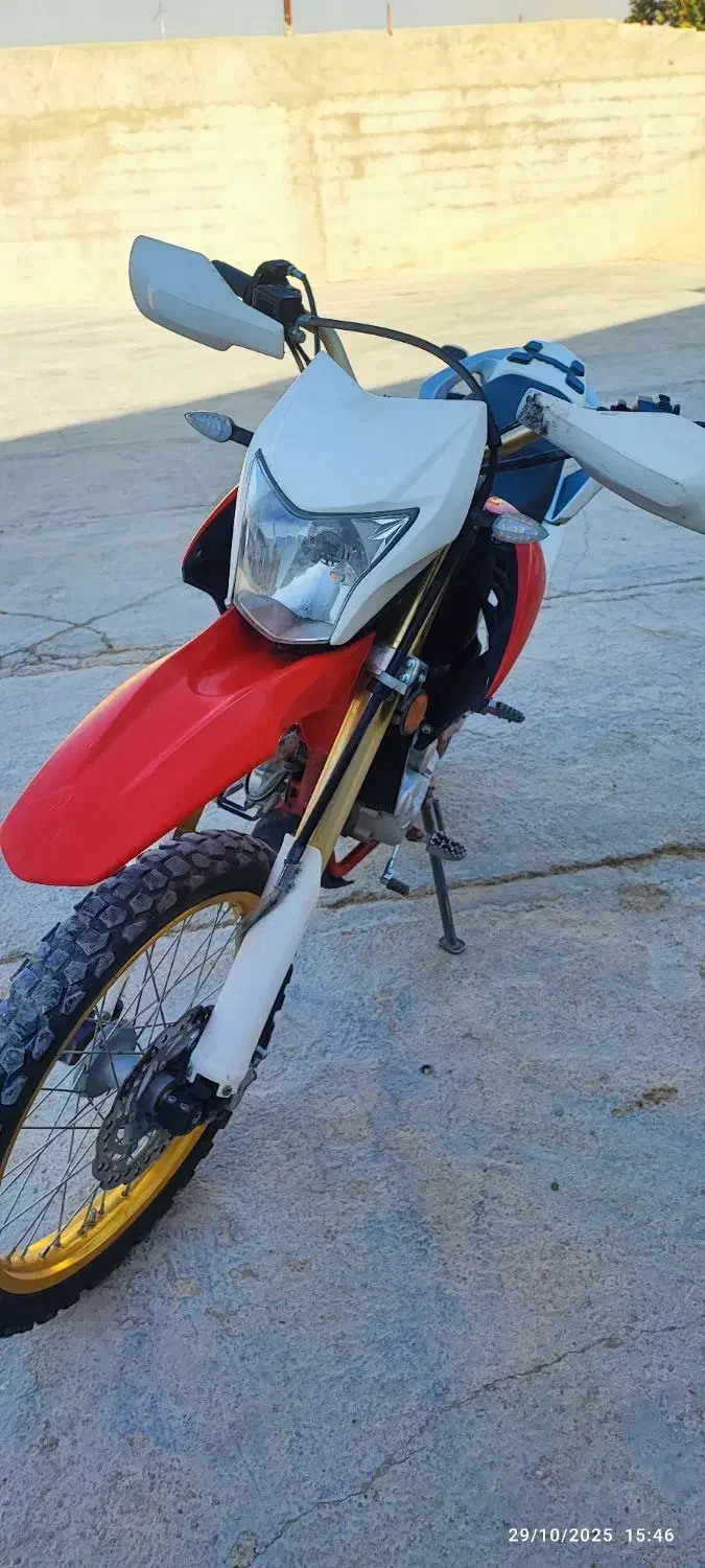 موتور برمودا 250|موتورسیکلت|کامفیروز, |دیوار