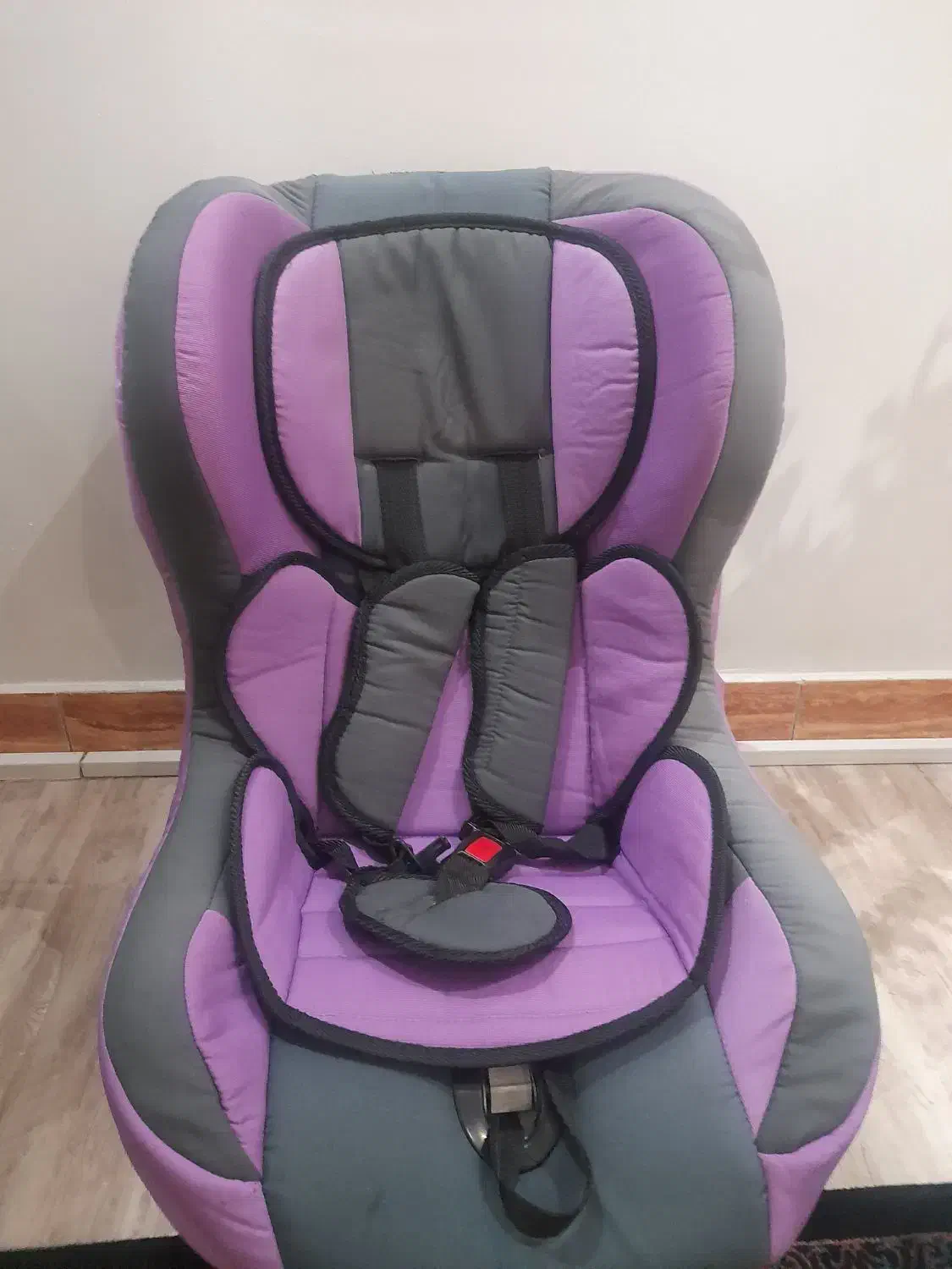 فروش صندلی ماشین کودک|کالسکه و لوازم جانبی|رشت, خبرنگار|دیوار