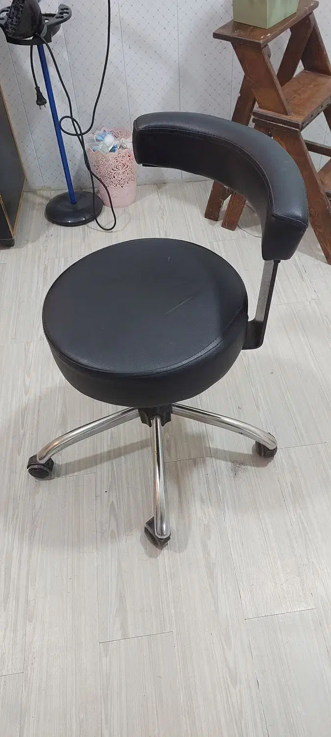 لوازم آرایشگاه زنانه|آرایشگاه و سالنهای زیبایی|نیشابور, بنیاد شهید|دیوار