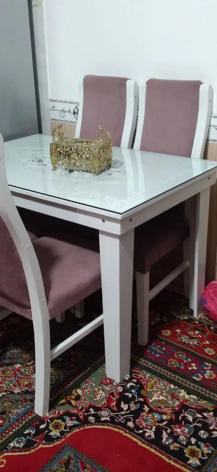 درحدنو|مبلمان خانگی و میز عسلی|میانه, |دیوار