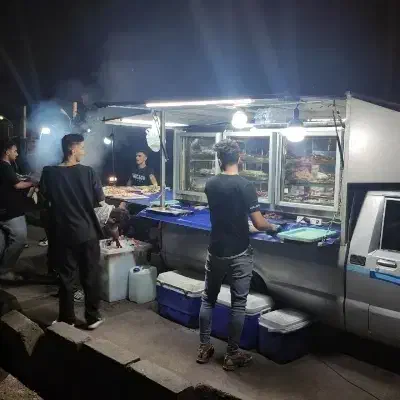 به یک نیروی آقاجهت کار در جگرکی سیار در پارک جنگلی|استخدام خدمات فروشگاه و رستوران|اراک, |دیوار