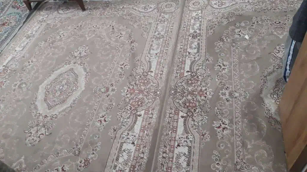 فرش بسیارتمیز|فرش|رشت, نظری|دیوار