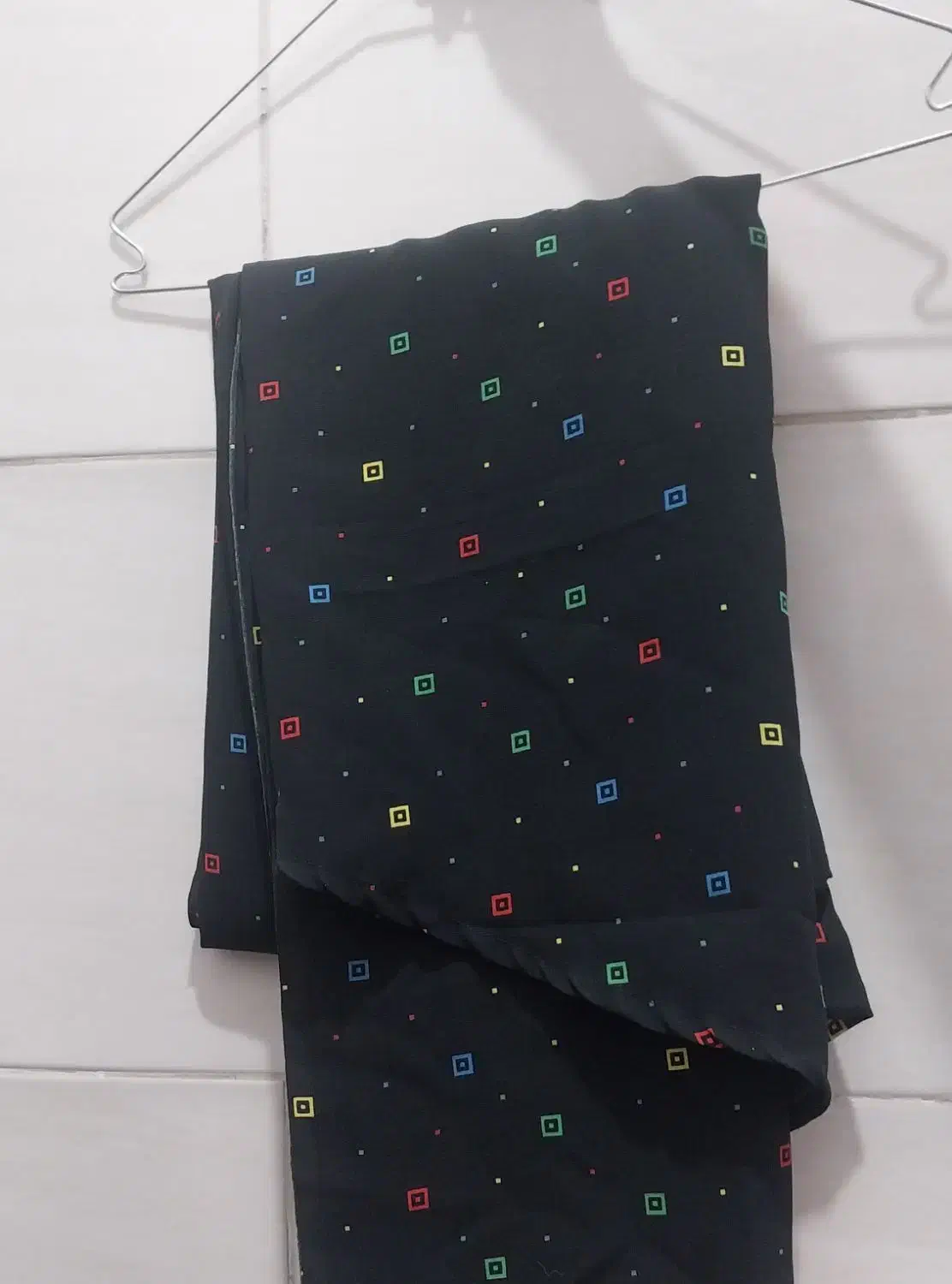 چادر|لباس|قدس, شهر‌قدس|دیوار