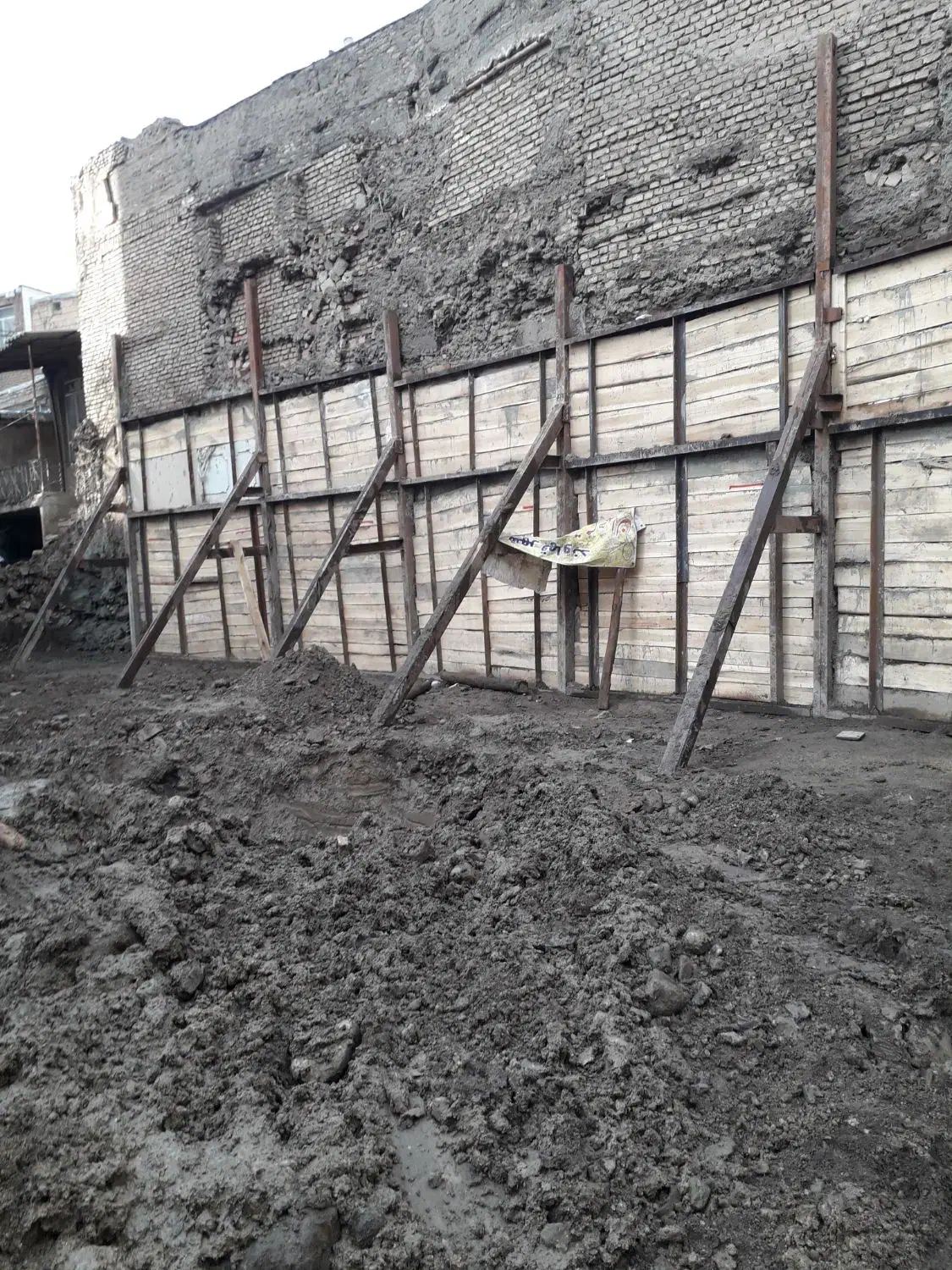 تخریب ساختمان واجرای سازه نگهبان|خدمات پیشه و مهارت|همدان, |دیوار